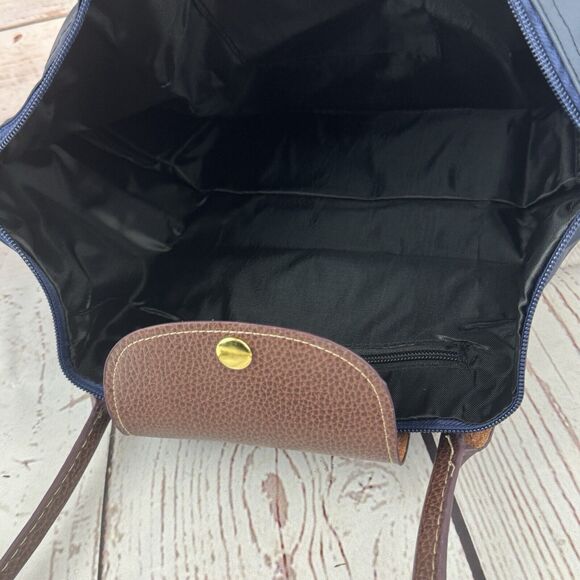 Bekilole Women's Spacious & Stylish Waterproof Shoulder Tote Bag in Classic Navy - Picture 7 of 11